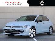 Volkswagen Golf - 1.5 eHybrid Life Edition 204pk DSG | Navigatie | Trekhaak |