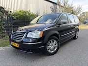 Chrysler Town and Country - 4.0 V6 / AUTOMAAT / STOW n GO / 7 PERSOONS / LEER / DVD / CR