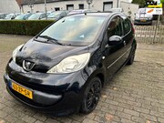 Peugeot 107 - 1.0-12V XS 5 DEURS AIRCO