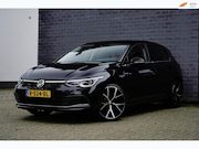 Volkswagen Golf - 1.5 eTSI R-Line 150pk, Hybride, 19", Carplay
