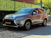 Mitsubishi Outlander - 2.0 Instyle 2015 7 PERS|CAMERA|LED|NAP