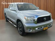 Toyota Tundra - 5.7 V8 Double Cab