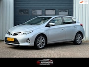 Toyota Auris - 1.8 Hybrid Lease NAVI / CRUISE / CLIMA