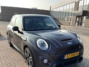 MINI Cooper S - 2.0 Cooper S Chili Serious Business JCW uitvoering