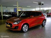 Suzuki Swift - 1.0 Boosterjet 112PK Smart Hybrid Stijl