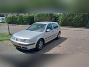 Volkswagen Golf - 1.4-16V