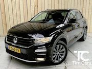 Volkswagen T-Roc - 1.5 TSI Style Business Automaat | Climate control | Adaptiev