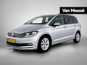 Volkswagen Touran - 1.2 TSI Comfortline Business 7p | Navigatie | Airco | Stoelv