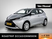 Toyota Aygo - 1.0 VVT-i x-play | ACHTERUITRIJCAMERA | NAVIGATIE | APPLE CA