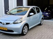 Toyota Aygo - 1.0 5Deurs - Airco - Centraal vergrendeling -