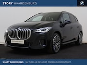 BMW 2-serie Active Tourer - 225e xDrive M Sport Automaat / Trekhaak / Panoramadak / Spor