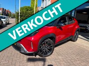 Toyota Yaris Cross - 1.5 Hybrid Adventure|Bi-Tone|JBL|Half Leder|Stoel Verwarming