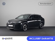 Volkswagen T-Roc - 1.5 eTSI R-Line 150 pk Automaat (DSG) | Navigatie | Parkeers