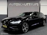Volvo V60 - 2.0 B3 Momentum Advantage ORIGINEEL NL / LEDEREN INTERIEUR /