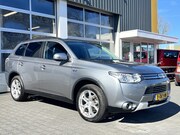 Mitsubishi Outlander - 2.0 PHEV ( EXPORT ) Motorstoring ) Hybrid Airco Cruise contr