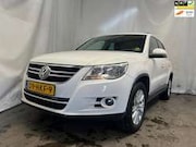 Volkswagen Tiguan - 1.4 TSI Sport&Style 4Motion SCHADEAUTO