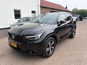 Volvo XC40 - 2.0 B3 Core Harman/Kardon Stuur-Stoelverwarming