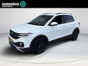 Volkswagen T-Cross - 1.0 TSI Life Business | Stoelverwarming | Trekhaak | Climate