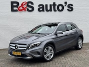Mercedes-Benz GLA-Klasse - 200 Edition Trekhaak Panorama dak Automaat Cruise Clima Led