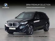 BMW iX1 - eDrive20 M Sport | Trekhaak | Panoramadak SoH 100%