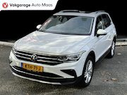 Volkswagen Tiguan - 1.4 TSI eHybrid Elegance SOh 98.4% / Pano/ Camera/ Trekhaak/