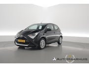 Toyota Aygo - 1.0 VVT-i x-play | Rijklaar! | Apple CarPlay & Android Auto