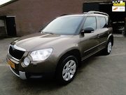 Skoda Yeti - 1.2 TSI Comfort airco nieuwe motor nieuwstaat lm