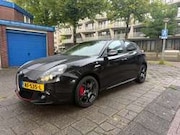 Alfa Romeo Giulietta - 1.4 Turbo MultiAir MAAT Black Leather Ed