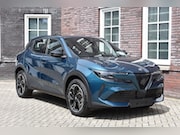 Alfa Romeo Junior - Elettrica 54kW 156pk Wij zijn op afspraak geopend Graag bell