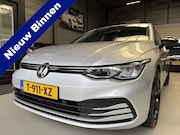 Volkswagen Golf - 1.5 eTSI 19inch, Sfeerverlichting, Led