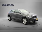Volkswagen T-Roc - 1.5 TSI Style Business Automaat - Carplay, Adapt. Cruise, Cl