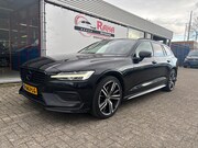 Volvo V60 - 2.0 B3 Momentum Advantage
