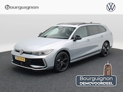 Volkswagen Passat - R-Line Edition 1.5 eHybrid 204 PK | Trekhaak | Panoramadak |