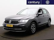 Volkswagen Tiguan - 1.4 TSI eHybrid Life LED - Navigatie - PDC - Stoelverwarming