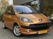 Peugeot 1007 - 1.6-16V Sporty Automaat Pano Cruise Luxe Model