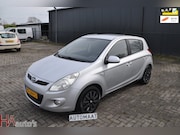 Hyundai i20 - 1.4i DynamicVersion 5-deurs AUTOMAAT *AIRCO