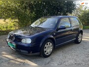Volkswagen Golf - 1.6 www . autoforero . nl
