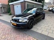 BMW 1-serie - 116i Benzine Handgeschakeld M Pakket