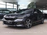 BMW i5 - eDrive40 M Sport / Adaptieve LED / Parking Assista