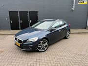 Volvo V40 Cross Country - 2.0 T3 Nordic+ Trekhaak NAP 19"