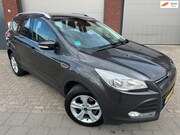 Ford Kuga - 1.5 / Navi / PDC / Clima / Cruise / NAP