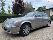 Jaguar S-Type - 4.0 V8