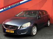 Volvo V60 - 2.0T Momentum | Leer | Automaat | Trekhaak | APK 01-08-2026 