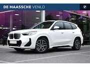BMW iX1 - eDrive20 M Sport / Sportstoelen / Achteruitrijcame