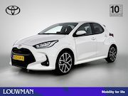 Toyota Yaris - 1.5 Hybrid 115 Dynamic 2900,- voordeel!| Carplay | Camera | 