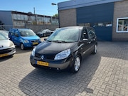 Renault Grand Scénic - 2.0-16V Privilège Luxe// 7-Stoelen