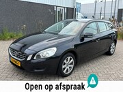 Volvo V60 - 1.6 T3 Kinetic 2011