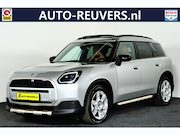 MINI Countryman - E Favoured 66.5 kWh Panorama / Navi / CarPlay / ACC / Lane-a