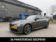 Alfa Romeo Giulia - 2.0 T Q4 Veloce AWD 280PK | Panoramadak | ACC | Navi