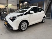 Toyota Aygo - 1.0 VVT-i 72pk 5D x-play | Apple carplay / Android auto | Ca
